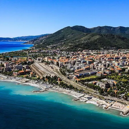 Apartman Brezza Marina Albenga