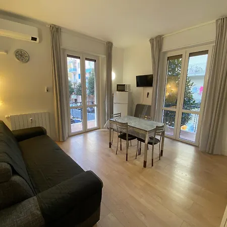 Apartamento Brezza Marina Albenga